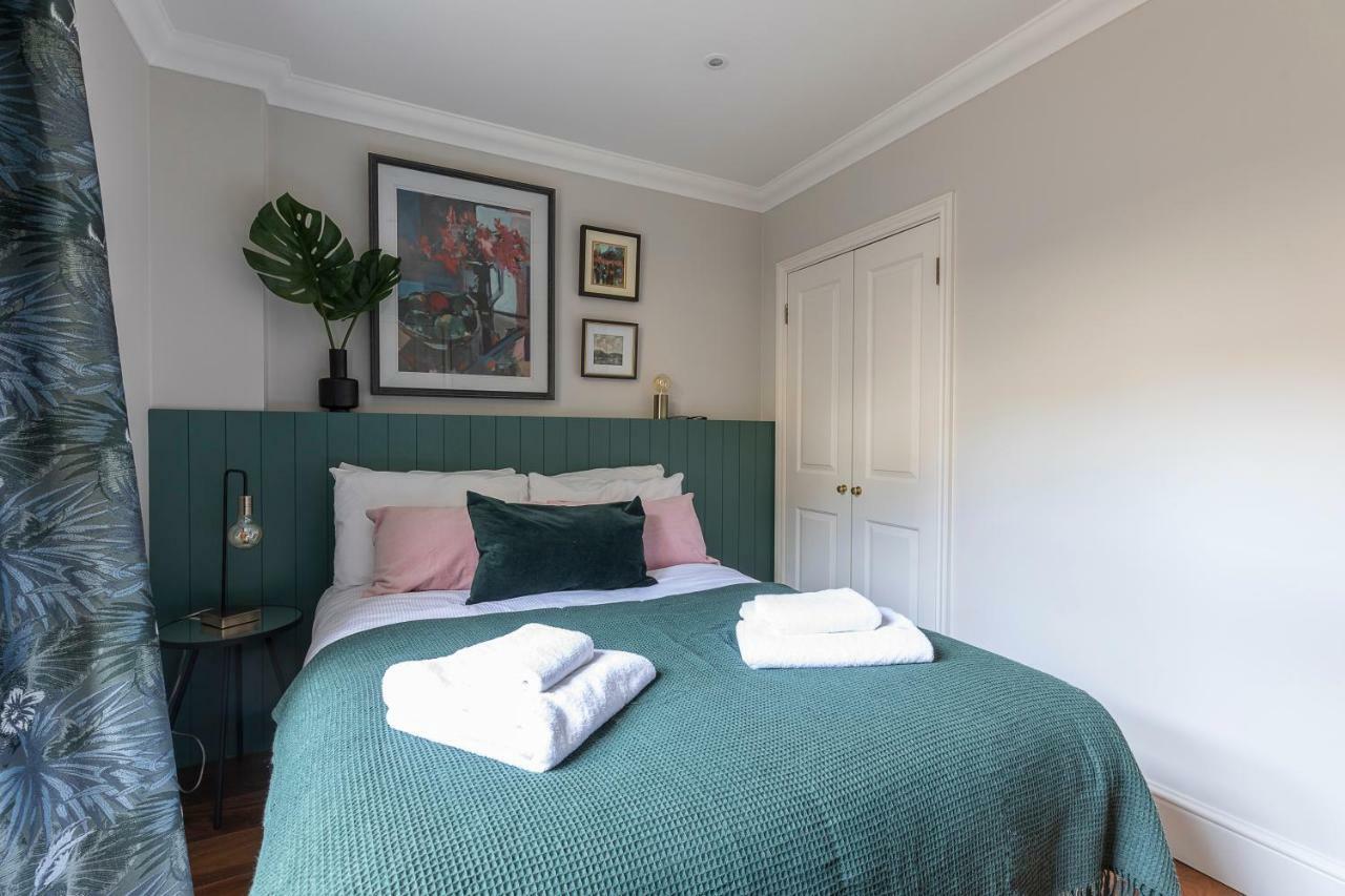 Joivy Beautiful 2 Bed Apt In The Heart Of Mayfair, Close To Tube Apartman London Kültér fotó